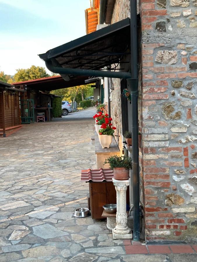 Апартаменти La Fabbrichina Il Luogo Della Pace Camporbiano Екстер'єр фото